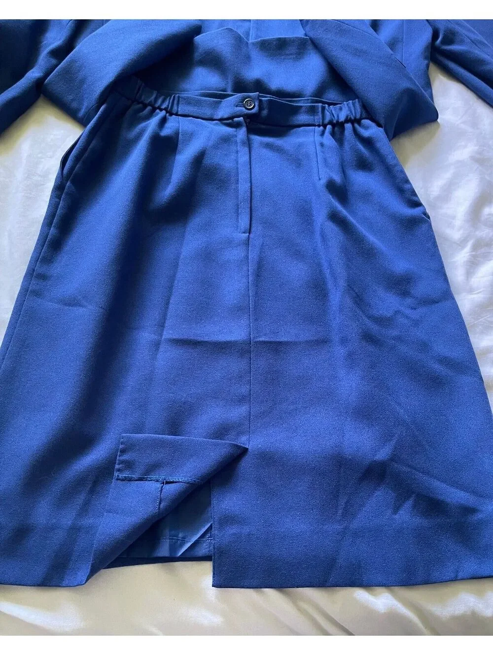 Koret Blue Skirt Suit Set Size 12 Skirt/14 Blazer Polyester Wool Blend 1970s